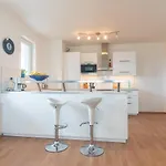 Spacious 3- With Two Terraces Διαμέρισμα *