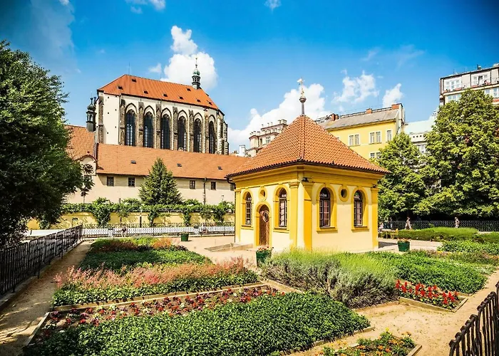 Spacious 3- With Two Terraces * Praga