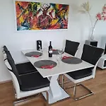 Διαμέρισμα Spacious 3- With Two Terraces Πράγα