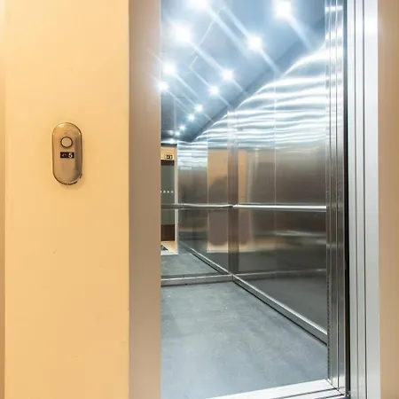 Prostorny 3 Pokojovy S Dvema Terasami Apartman Prága